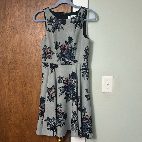 Elle Dresses & Skirts - Elle Dress Size 4